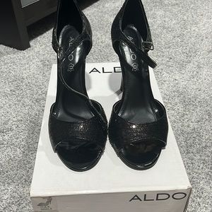 Women’s ALDO sparkly heels size 39 (US 9)